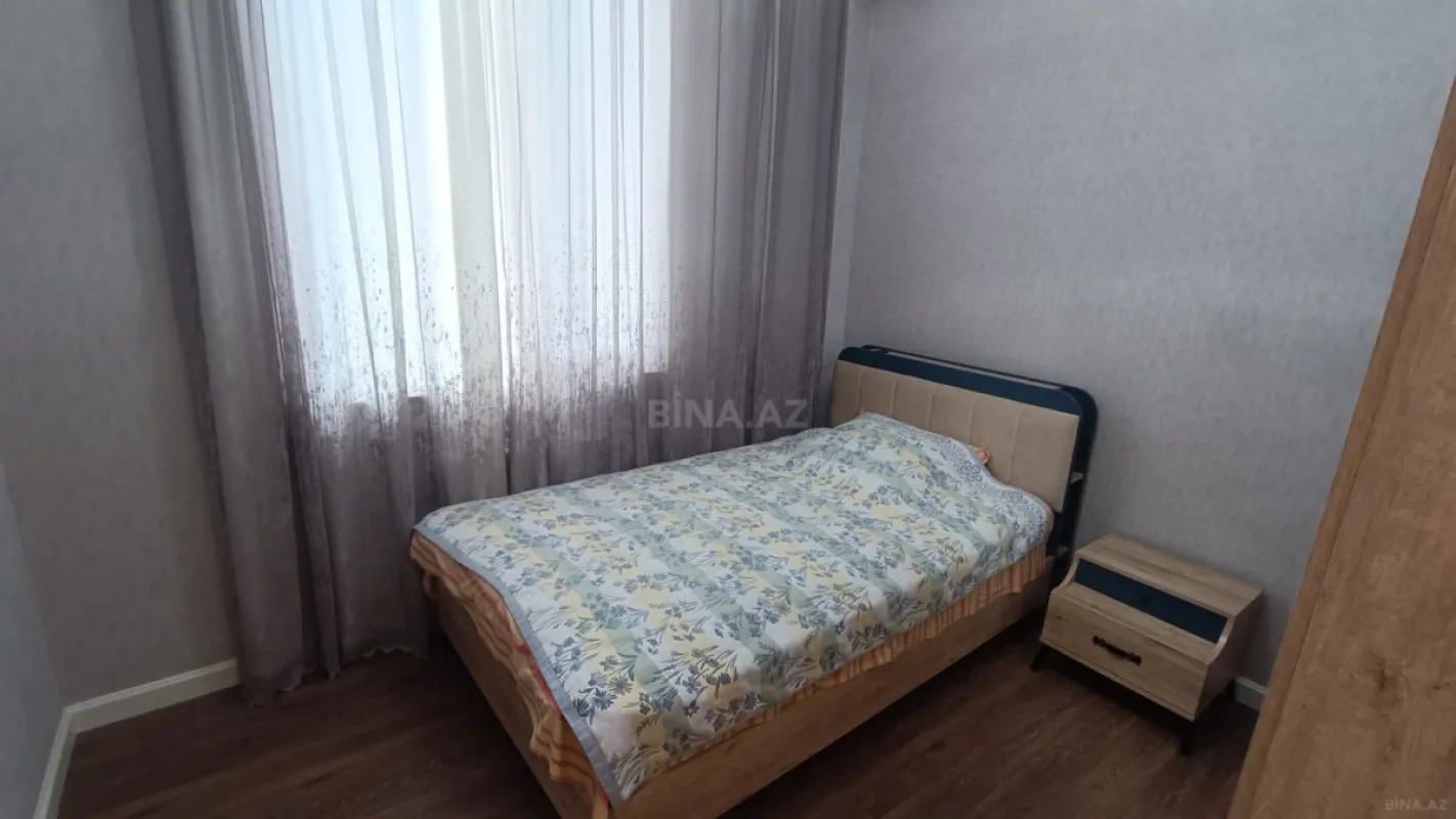 Kirayə verilir 3 otaqlı mənzil 126 m²