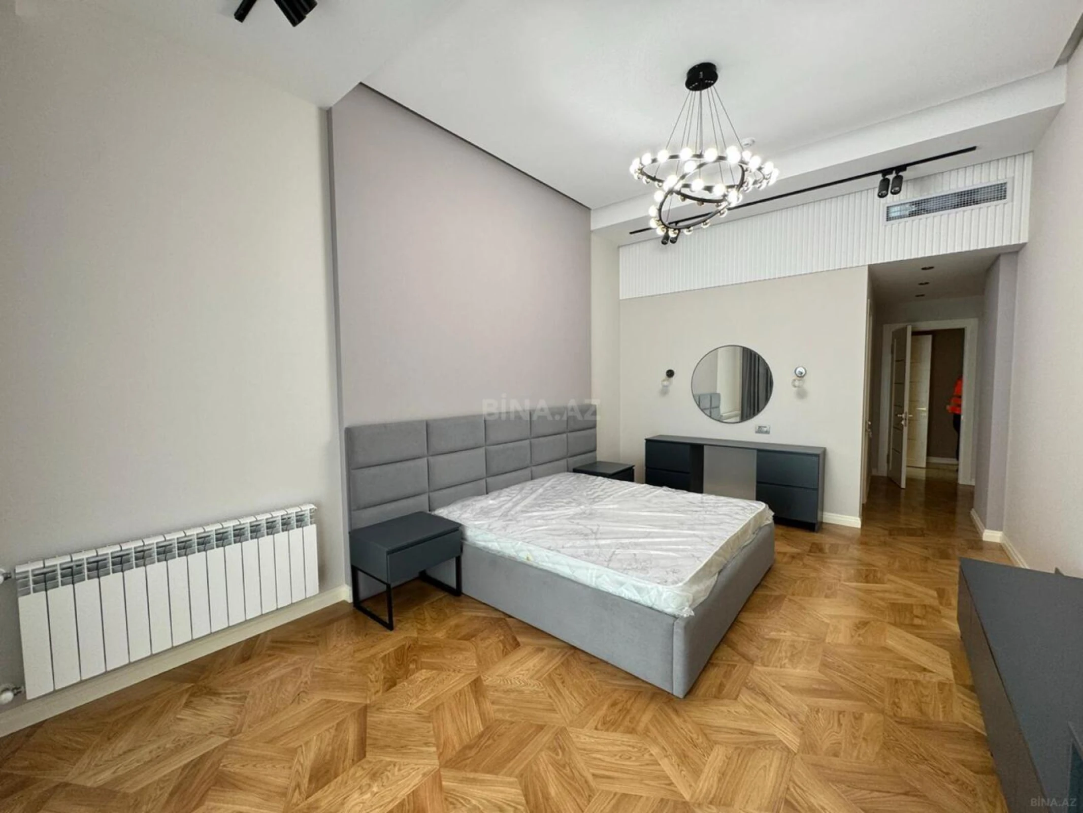 Kirayə verilir 3 otaqlı mənzil 160 m²