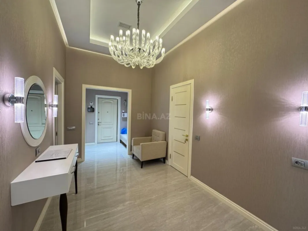 Kirayə verilir 3 otaqlı mənzil 160 m²