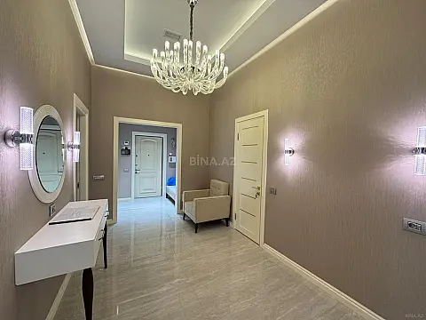 Kirayə verilir 3 otaqlı mənzil 160 m²