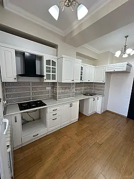 Satılır 2 otaqlı mənzil 80 m² — Bakı, 8-ci kilometr 2 otaq 80.00 m²