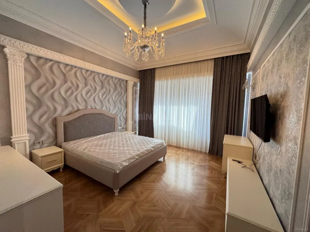 Kirayə verilir 7 otaqlı mənzil 320 m²