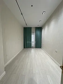 Satılır 3 otaqlı mənzil 107 m²