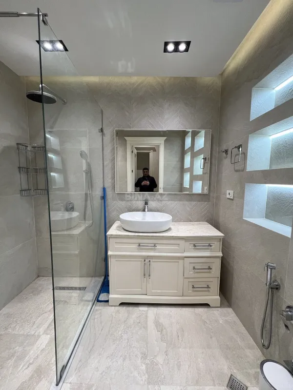 Satılır 3 otaqlı mənzil 107 m²