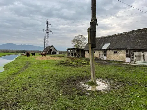 Satılır torpaq sahəsi 400 m²