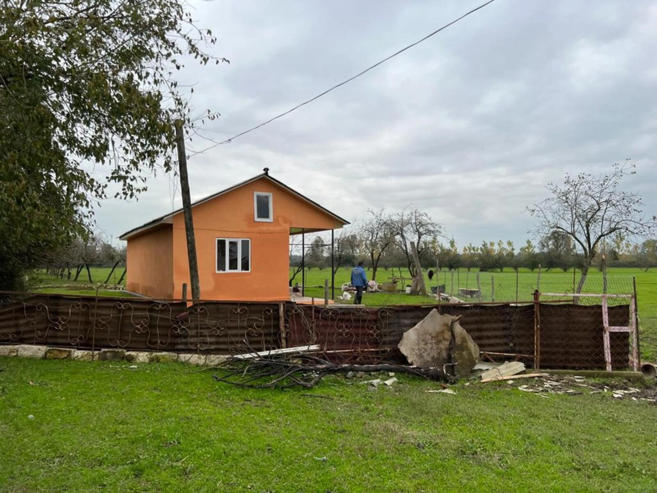 Satılır torpaq sahəsi 400 m²