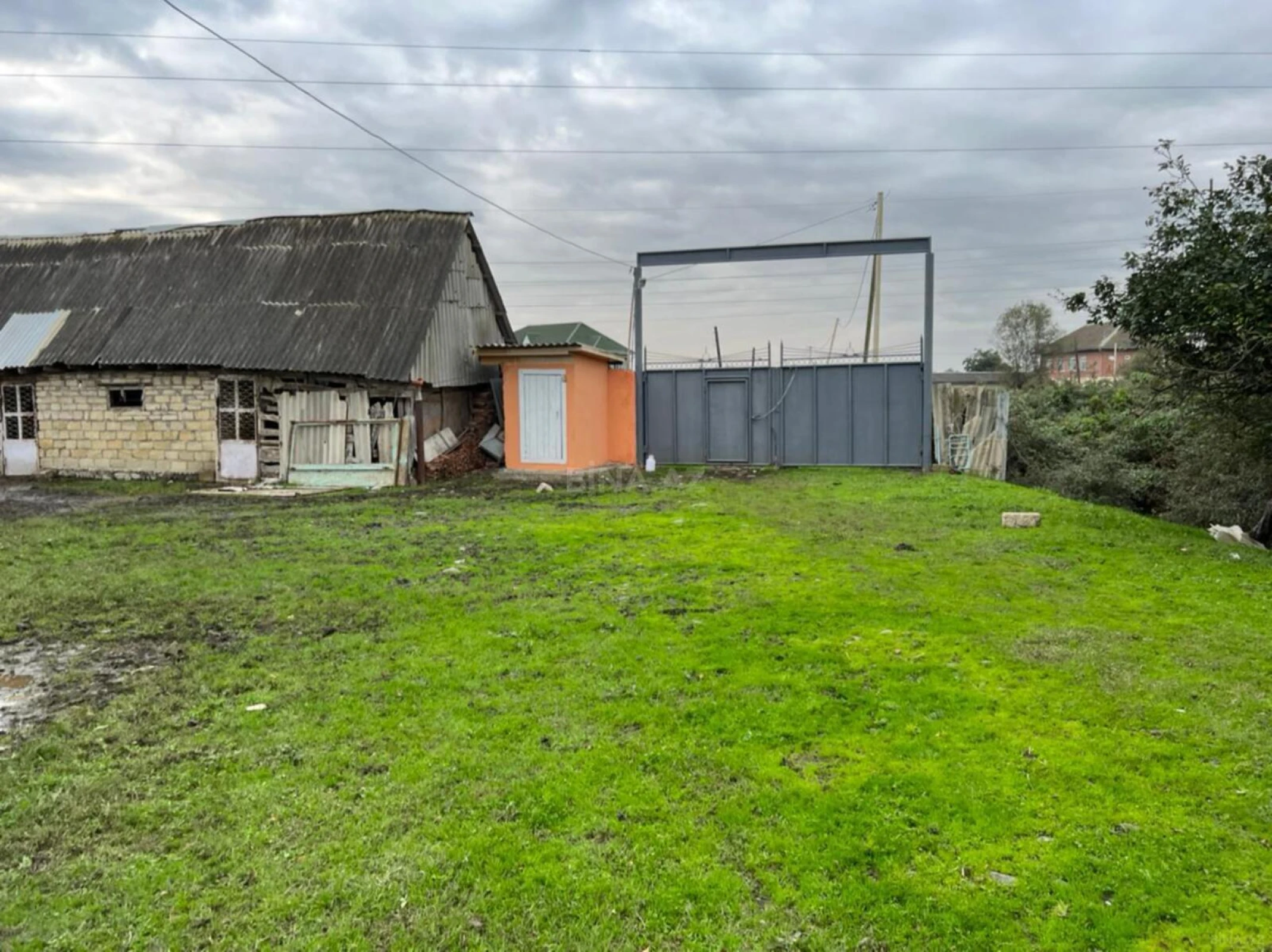 Satılır torpaq sahəsi 400 m²