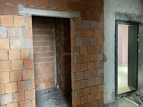 Satılır 4 otaqlı mənzil 166.5 m²