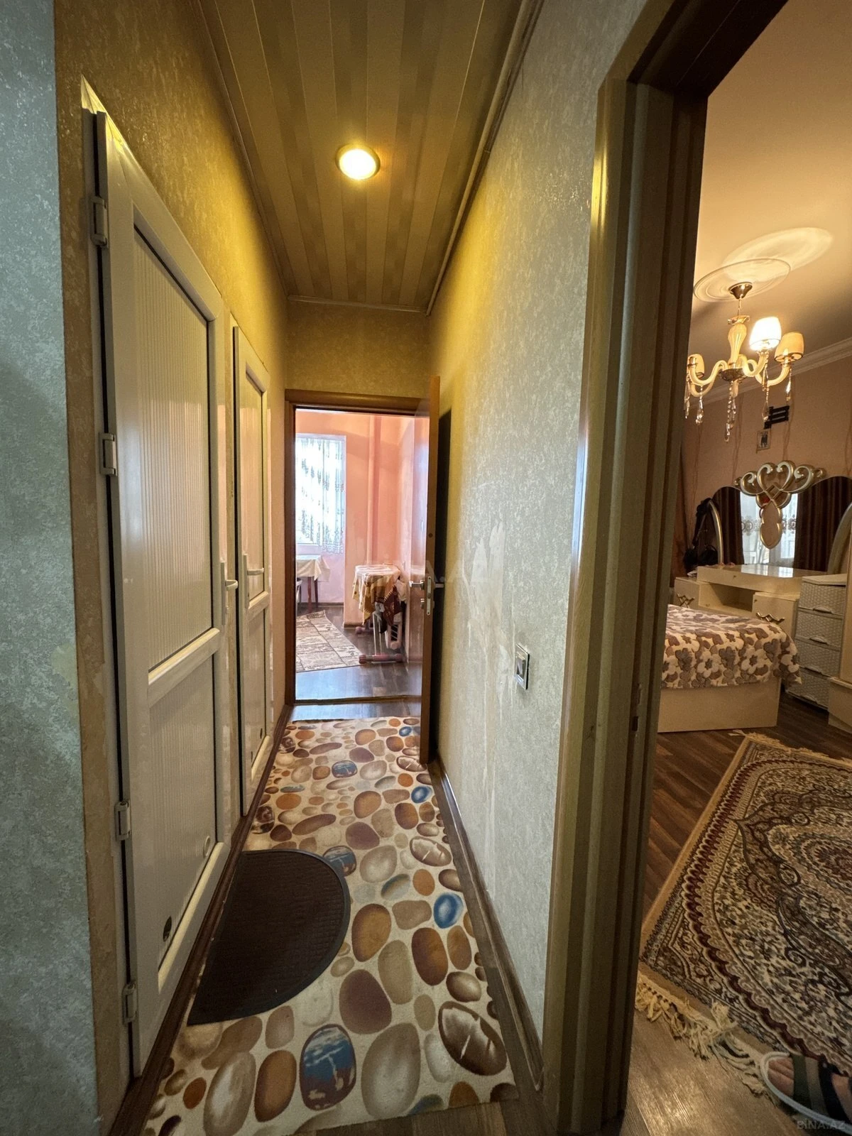 Satılır 2 otaqlı mənzil 55 m²