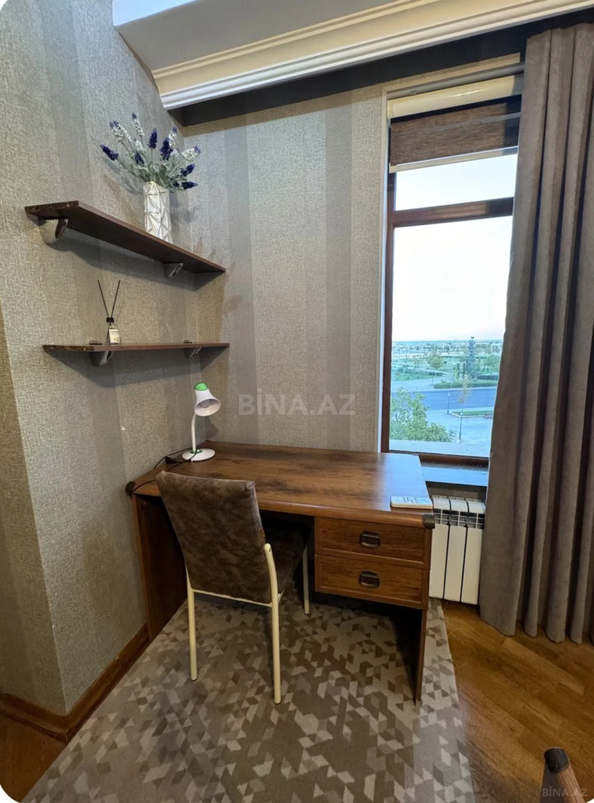 Kirayə verilir 3 otaqlı mənzil 138 m²
