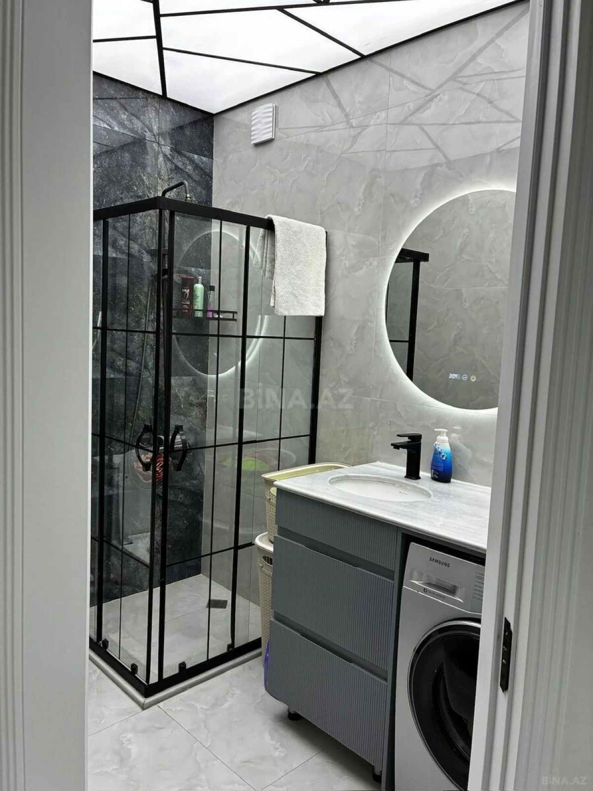 Satılır 3 otaqlı mənzil 110 m²