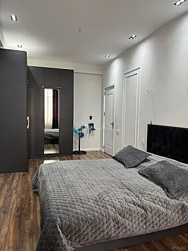 Satılır 3 otaqlı mənzil 110 m²