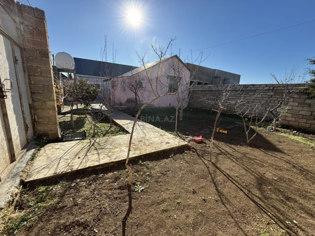 Satılır 4 otaqlı həyət evi 110 m²