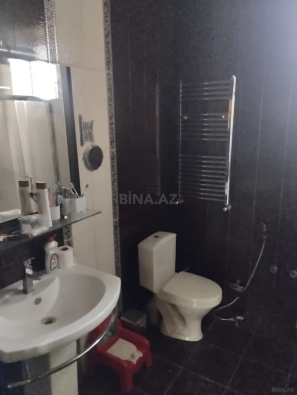 Satılır 5 otaqlı həyət evi 170 m²