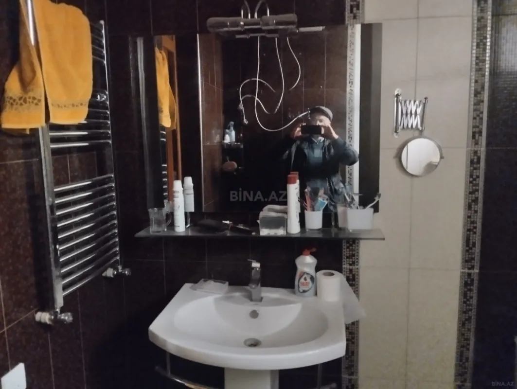 Satılır 5 otaqlı həyət evi 170 m²