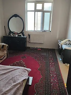 Satılır 5 otaqlı həyət evi 212 m²