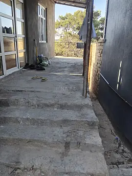 Satılır 5 otaqlı həyət evi 212 m²