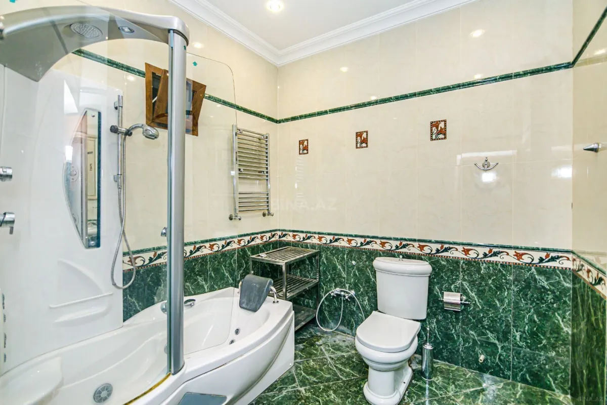 Kirayə verilir 3 otaqlı mənzil 120 m²