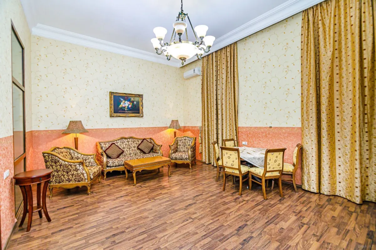 Kirayə verilir 3 otaqlı mənzil 120 m²