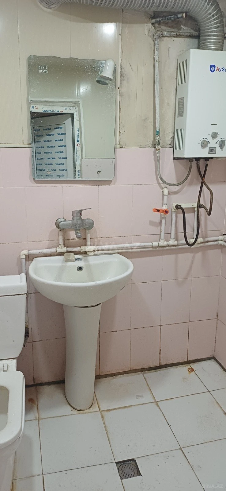 Kirayə verilir 1 otaqlı mənzil 40 m²