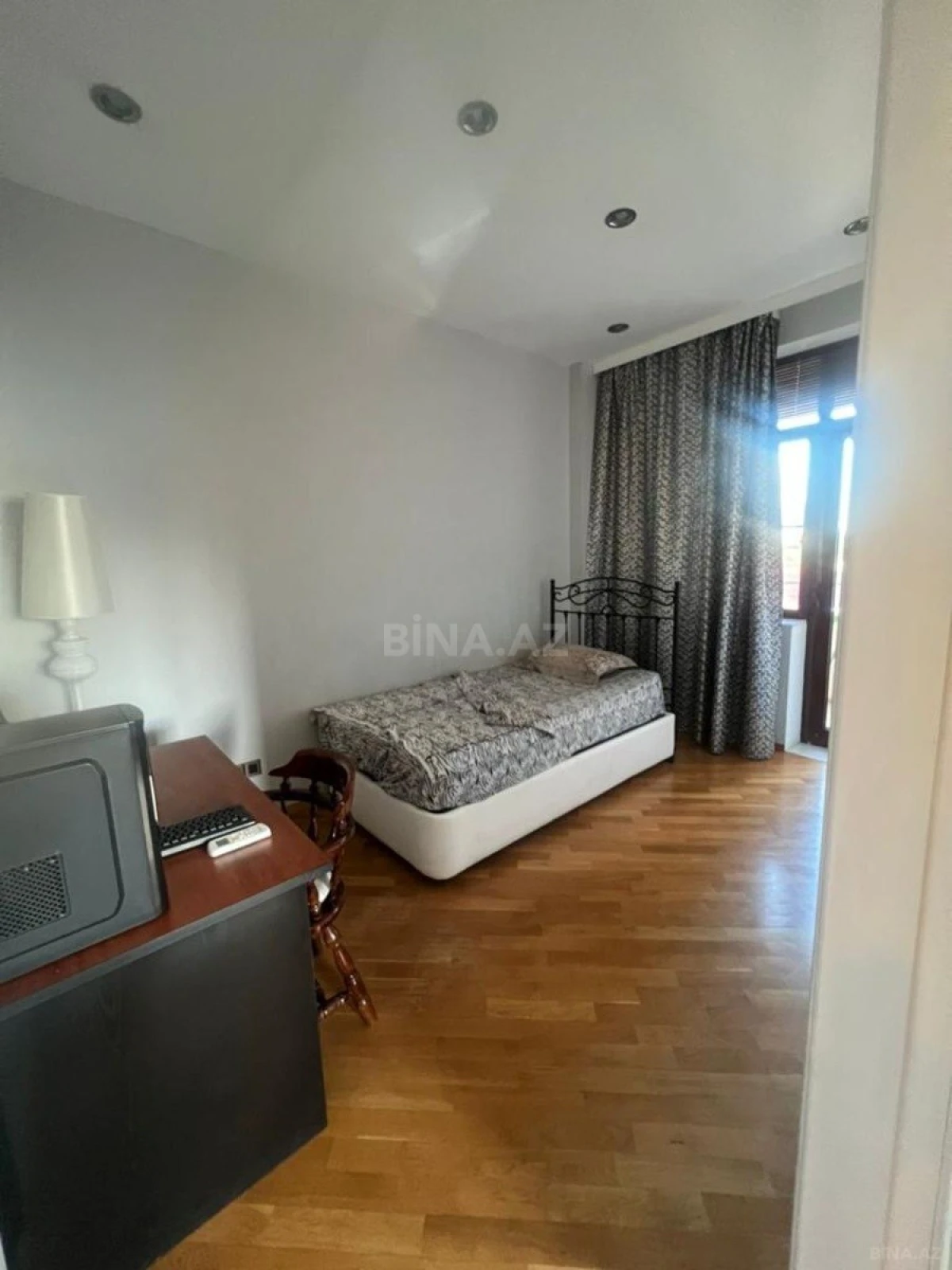 Kirayə verilir 3 otaqlı mənzil 81 m²