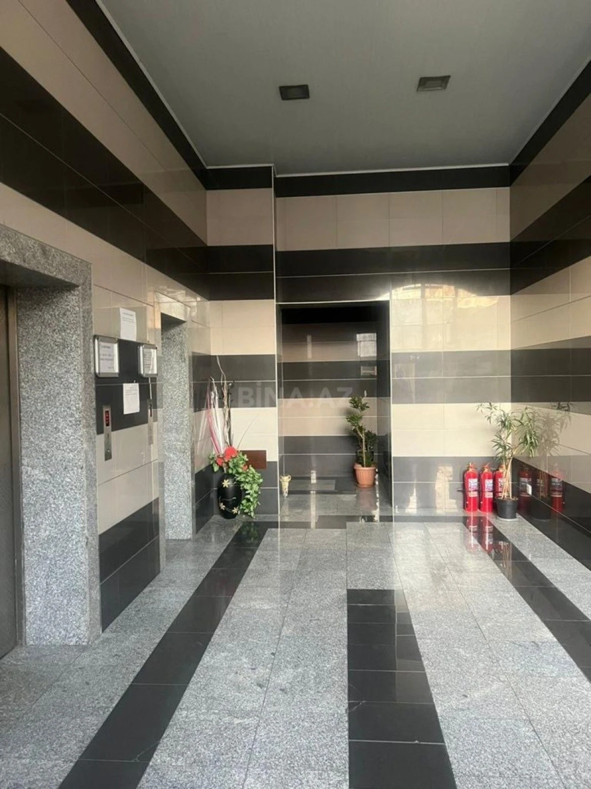Kirayə verilir 3 otaqlı mənzil 81 m²