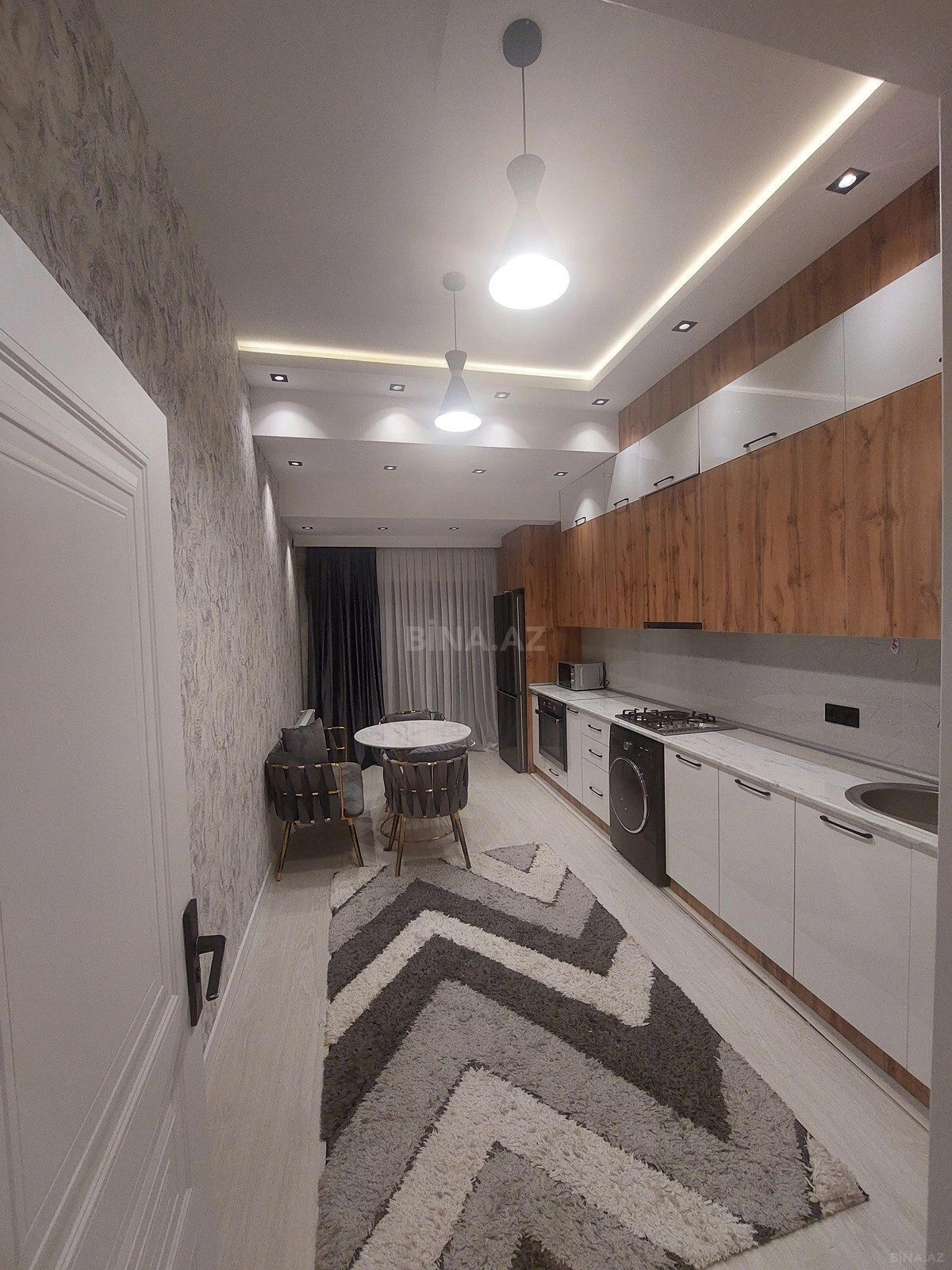 Kirayə verilir 2 otaqlı mənzil 89 m²