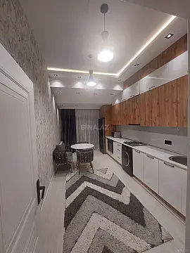 Kirayə verilir 2 otaqlı mənzil 89 m²