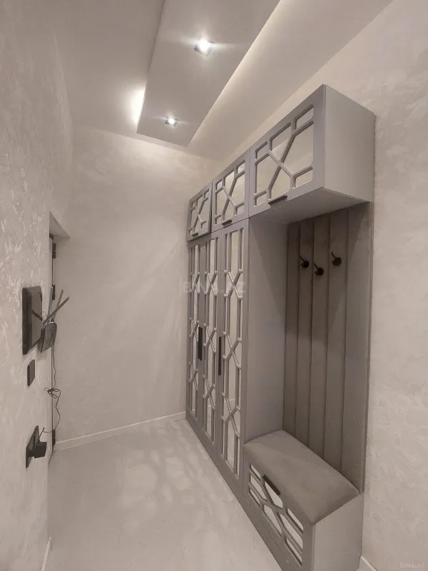 Kirayə verilir 2 otaqlı mənzil 89 m²