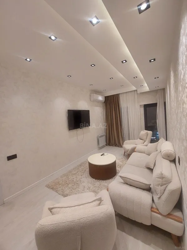 Kirayə verilir 2 otaqlı mənzil 89 m²