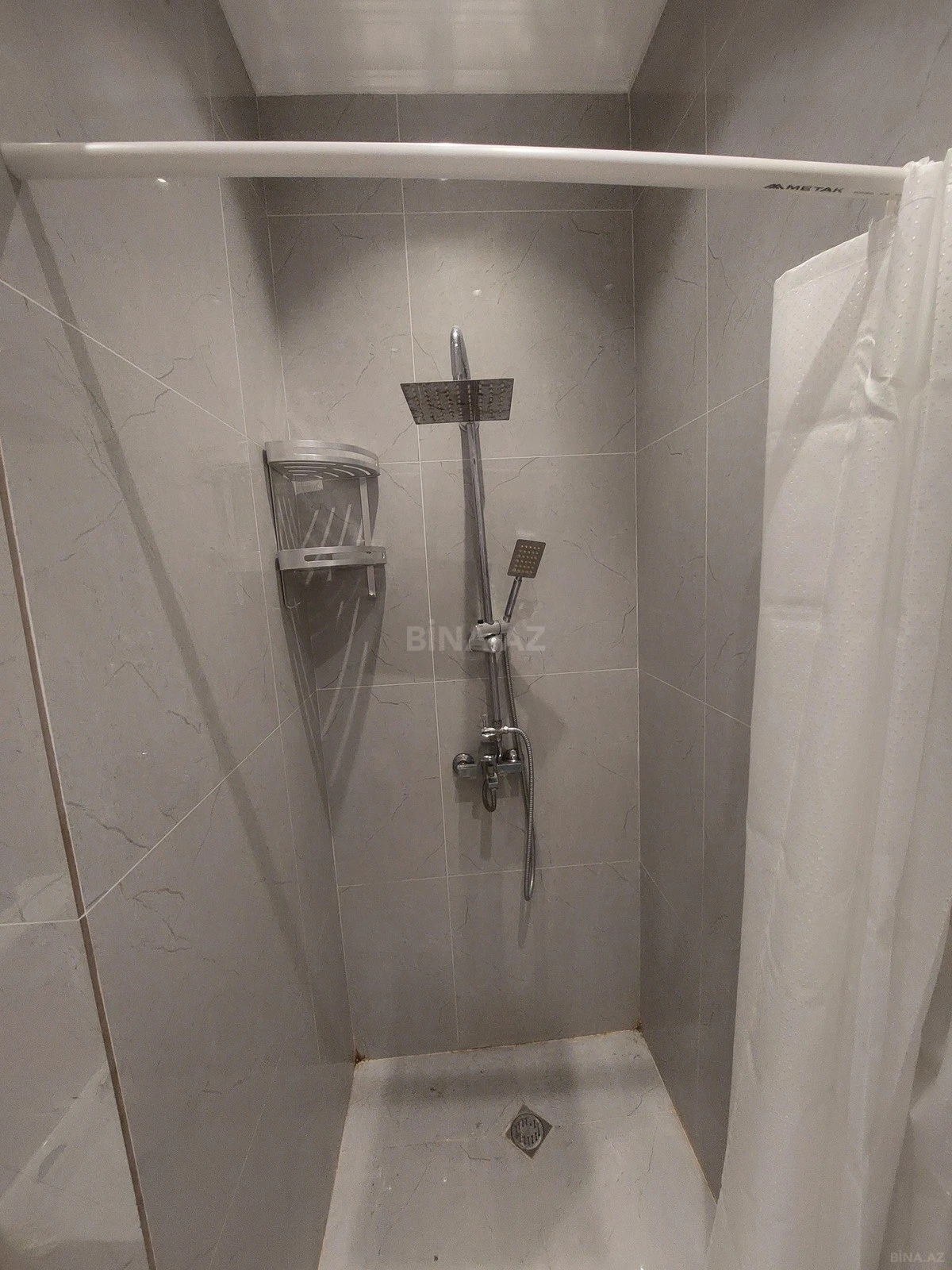 Kirayə verilir 2 otaqlı mənzil 89 m²