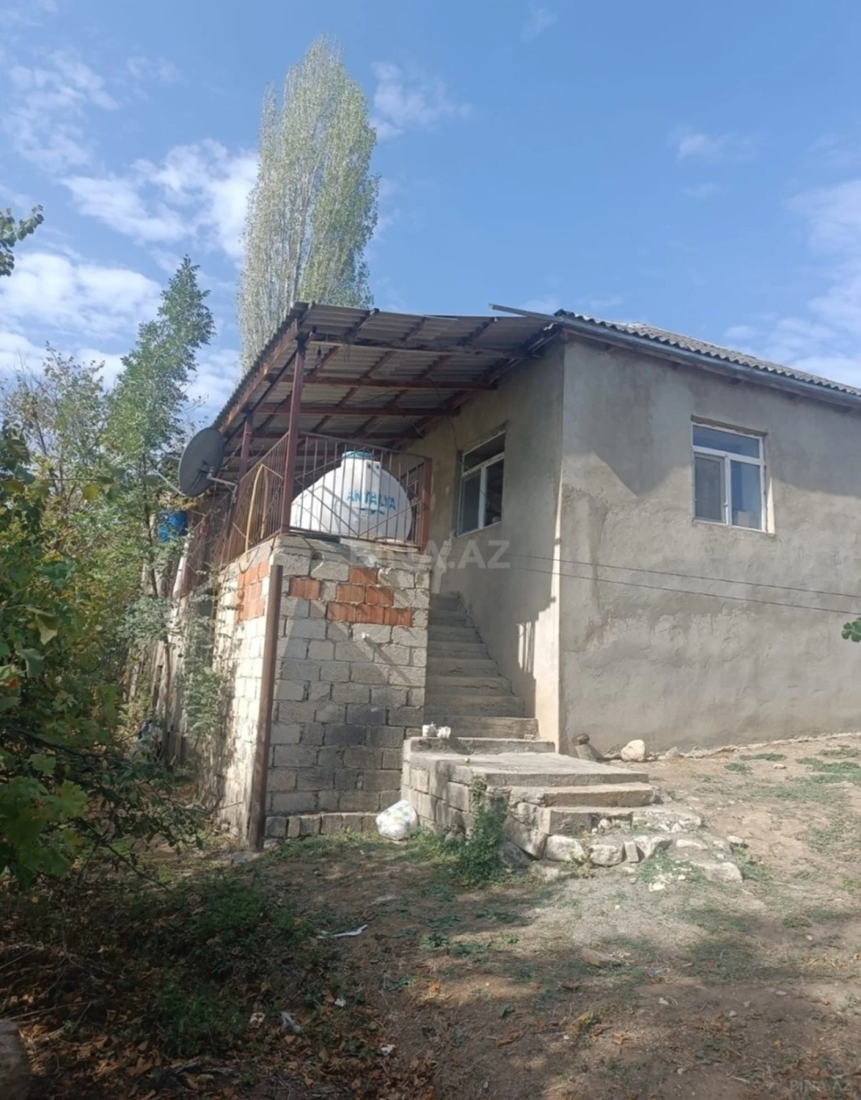 Satılır 6 otaqlı həyət evi 150 m²