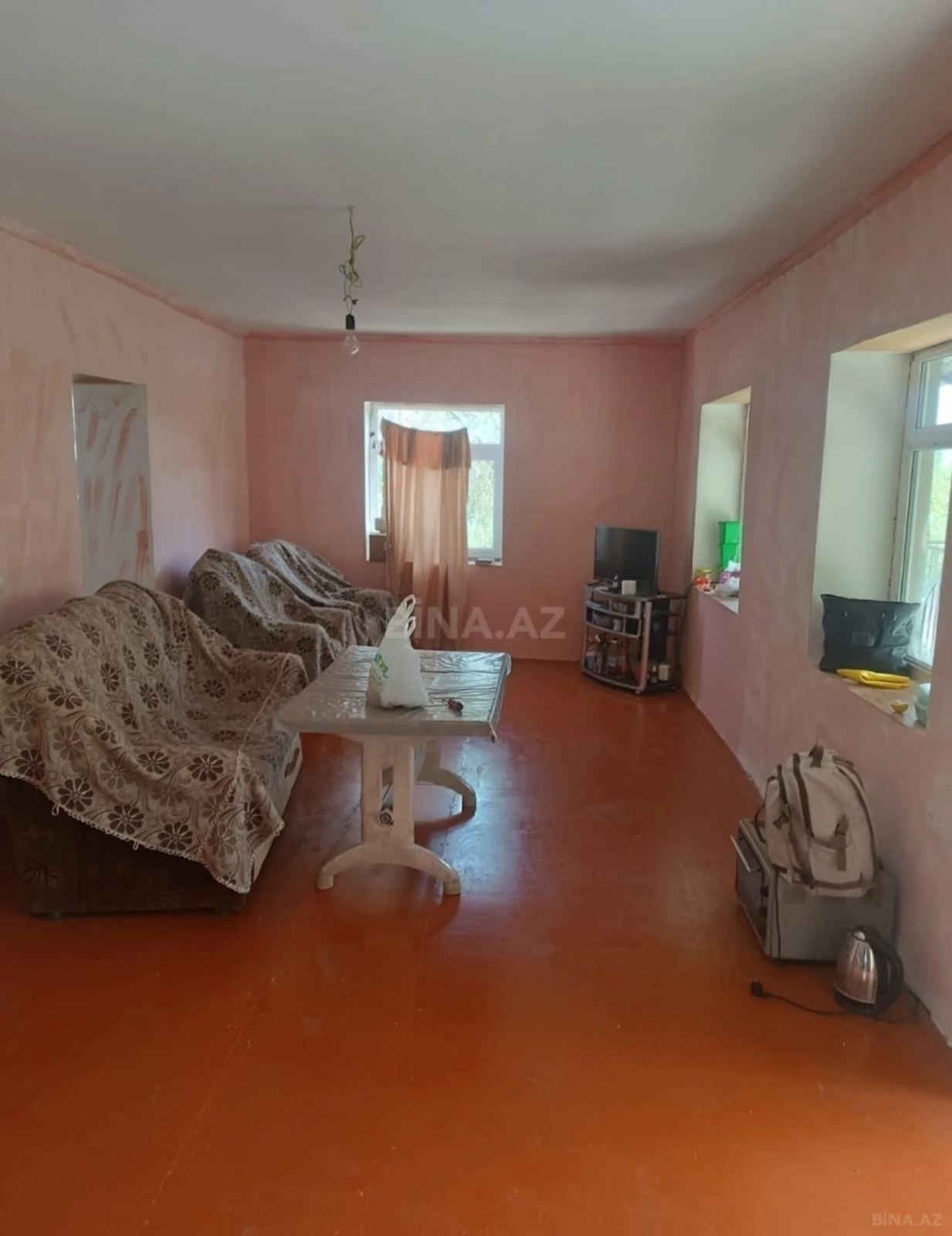Satılır 6 otaqlı həyət evi 150 m²