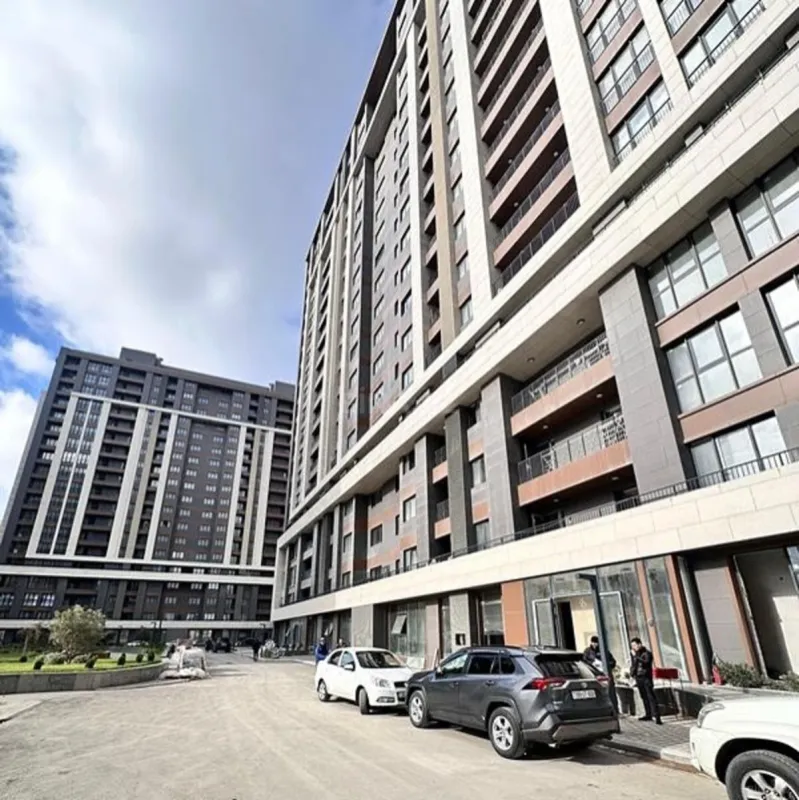 Satılır 2 otaqlı mənzil 68.3 m²