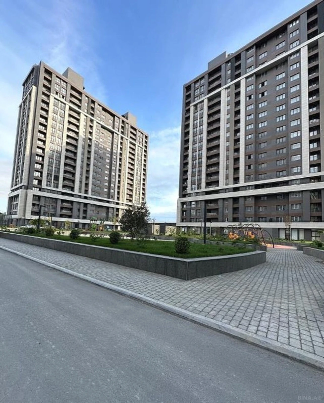 Satılır 2 otaqlı mənzil 68.3 m²