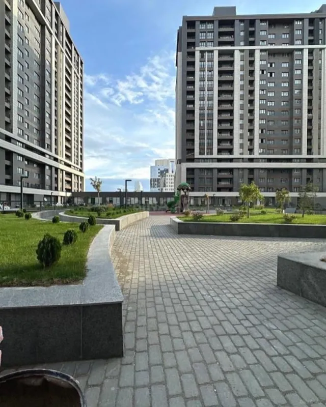 Satılır 2 otaqlı mənzil 68.3 m²
