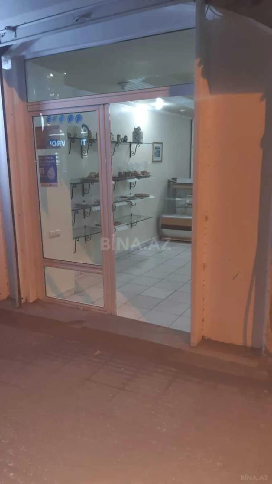 Satılır obyekt 60 m²