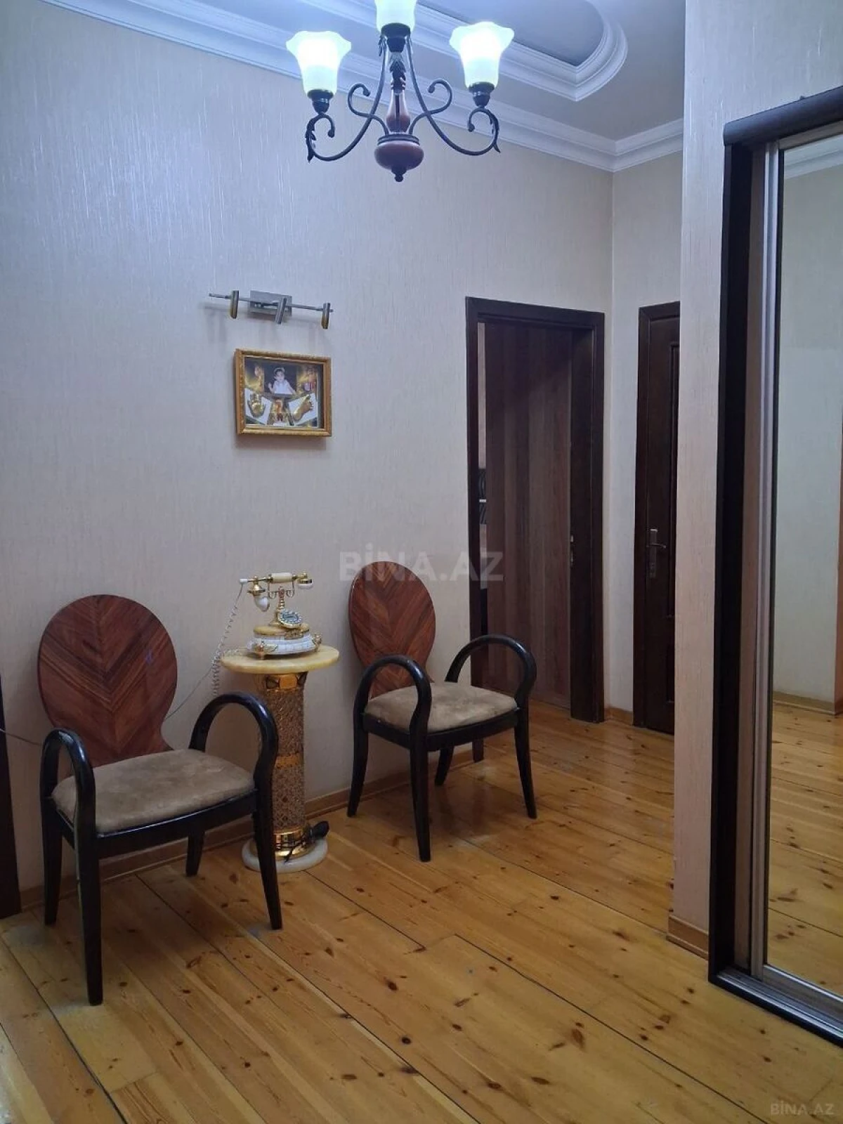 Satılır 2 otaqlı mənzil 90 m²