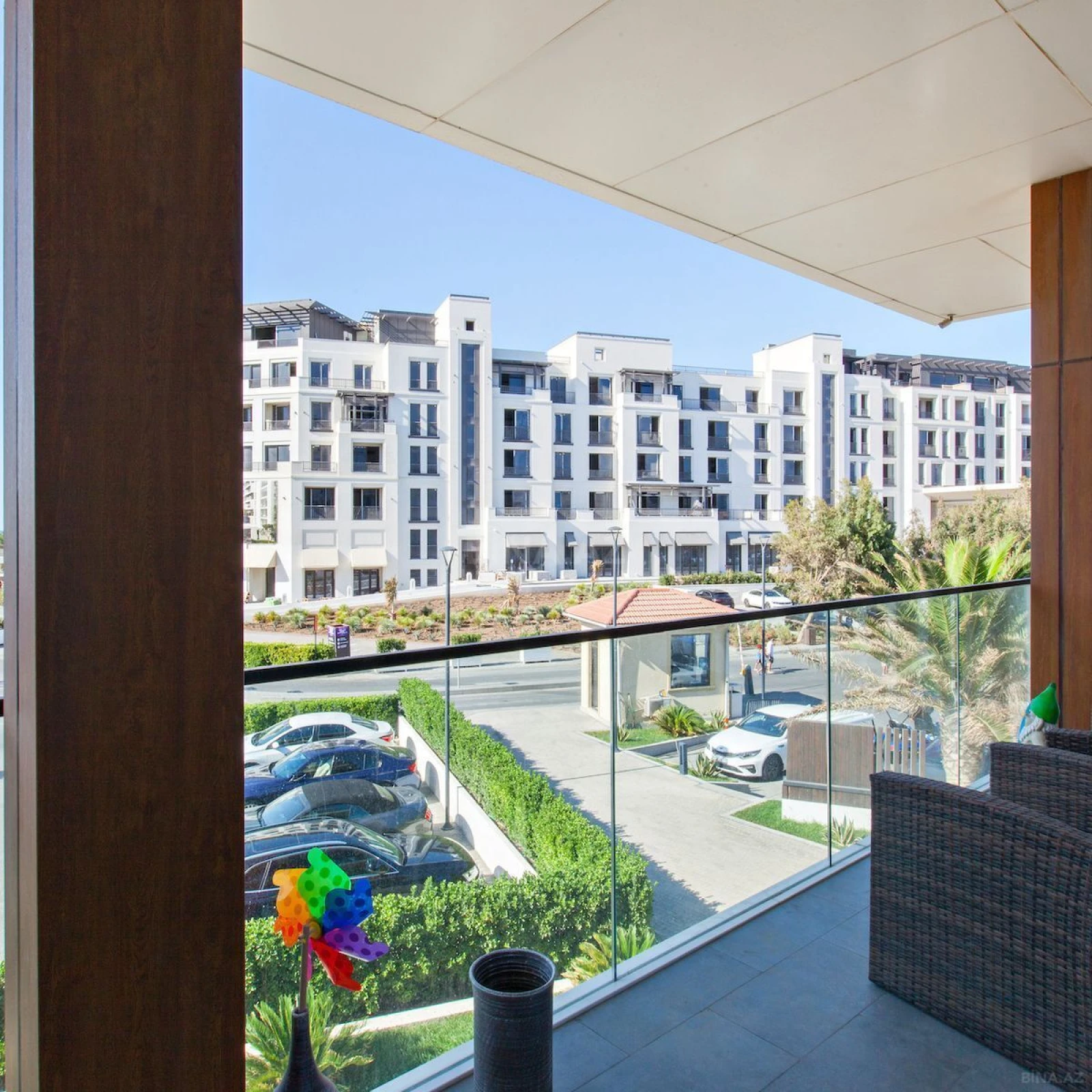 Kirayə verilir 2 otaqlı mənzil 95 m²