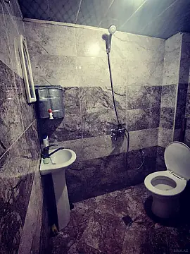 Kirayə verilir 1 otaqlı həyət evi 45 m²