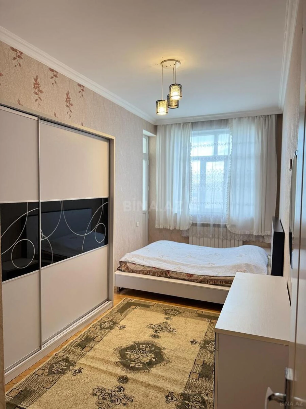 Kirayə verilir 2 otaqlı mənzil 50 m²