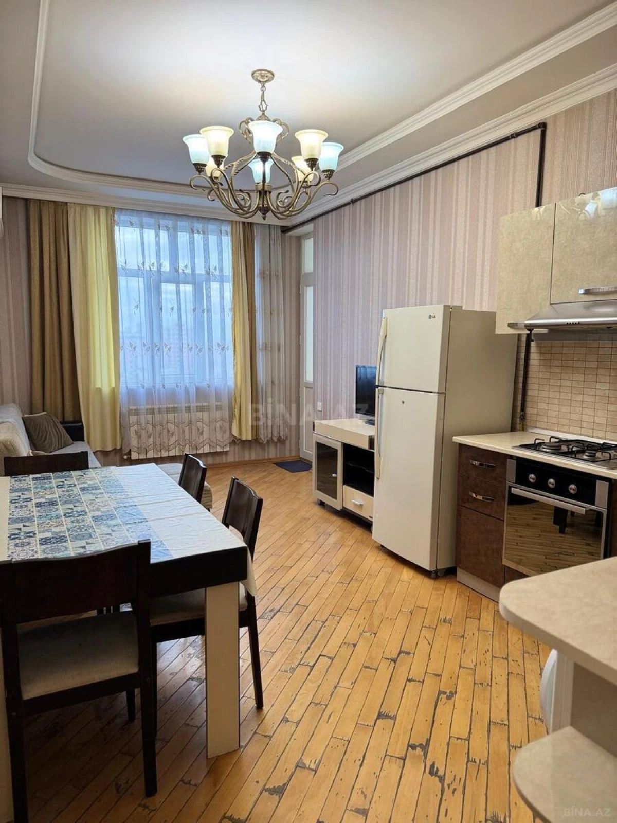 Kirayə verilir 2 otaqlı mənzil 50 m²