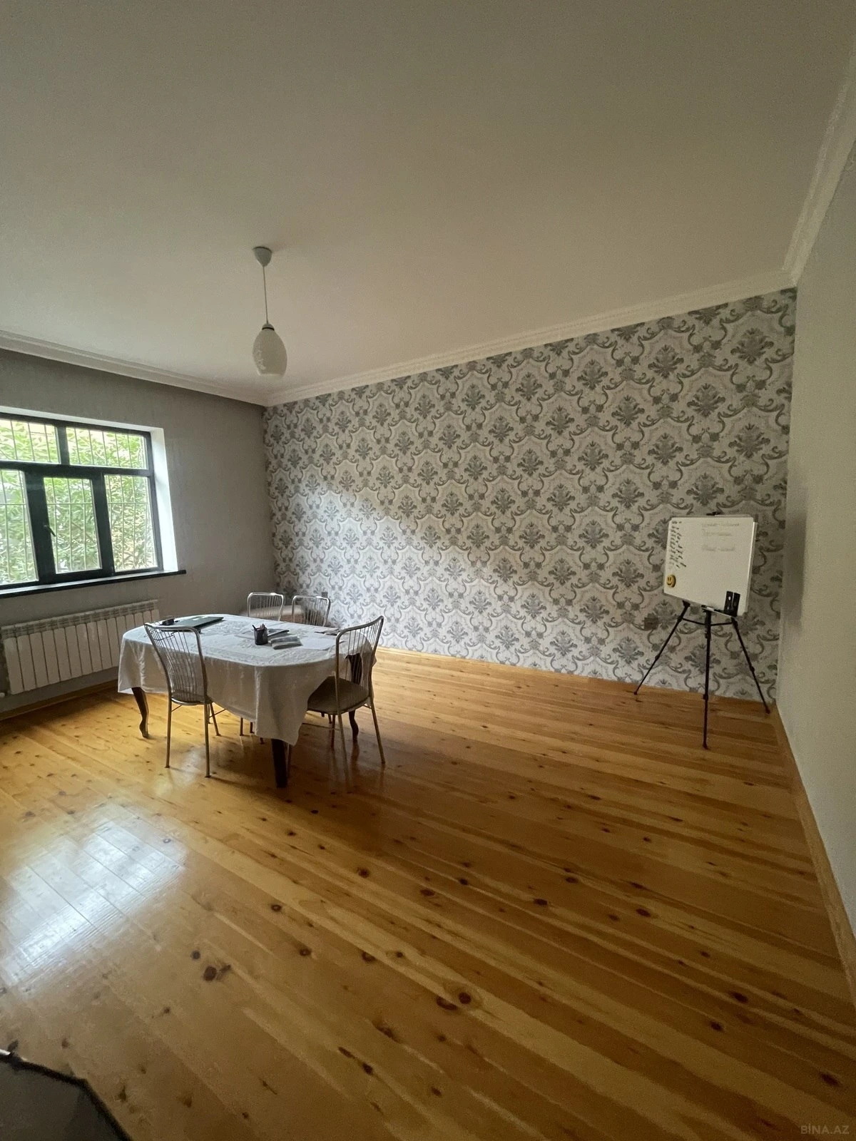 Satılır 6 otaqlı həyət evi 240 m²