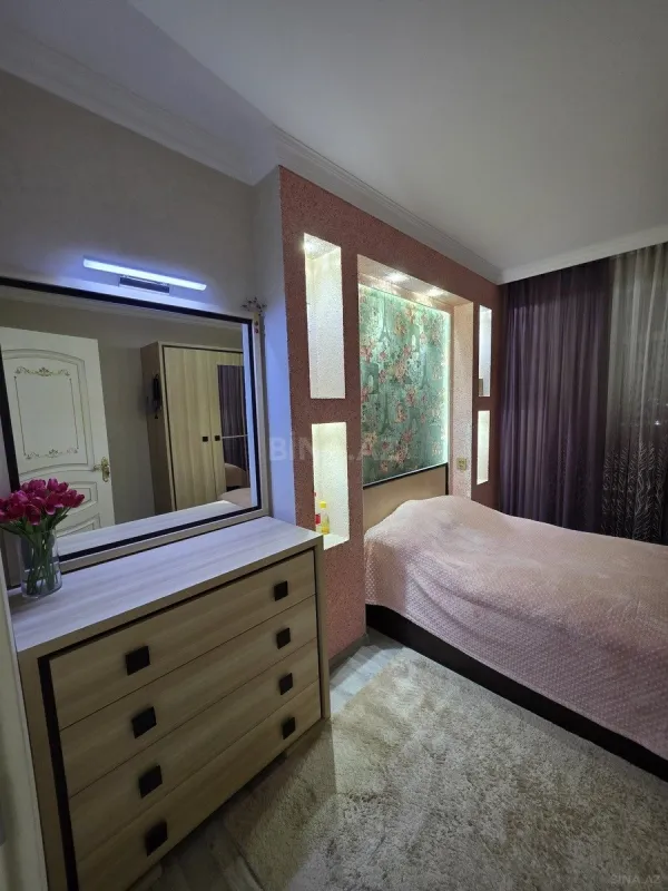 Satılır 4 otaqlı mənzil 108 m²