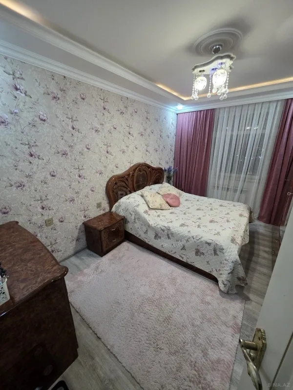 Satılır 4 otaqlı mənzil 108 m²