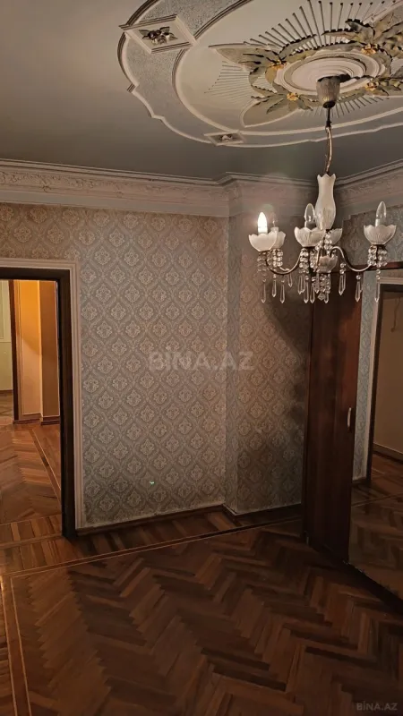 Kirayə verilir 2 otaqlı mənzil 60 m²