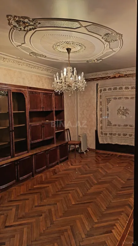 Kirayə verilir 2 otaqlı mənzil 60 m²