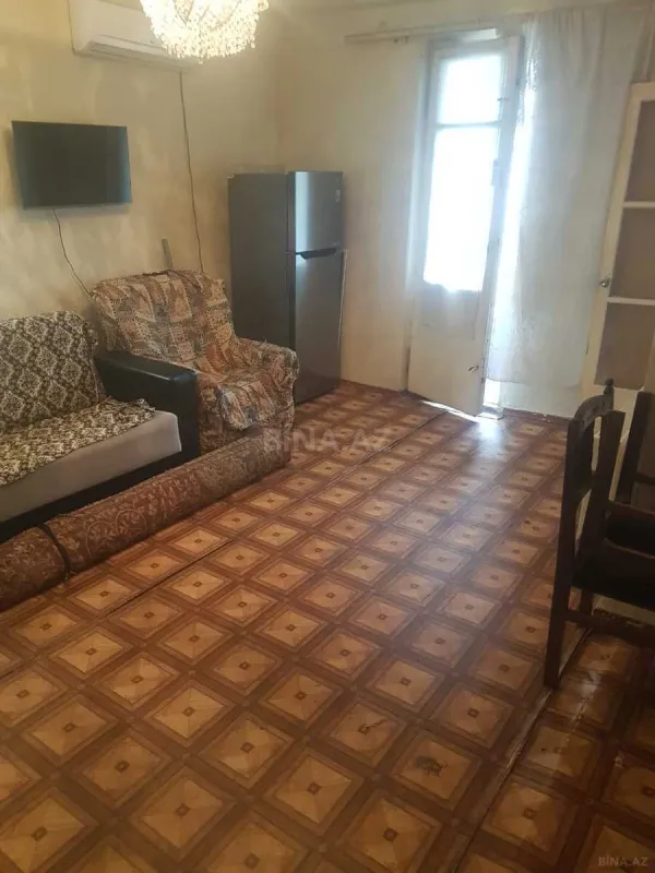Kirayə verilir 2 otaqlı mənzil 40 m²