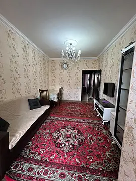 Kirayə verilir 2 otaqlı mənzil 62 m²