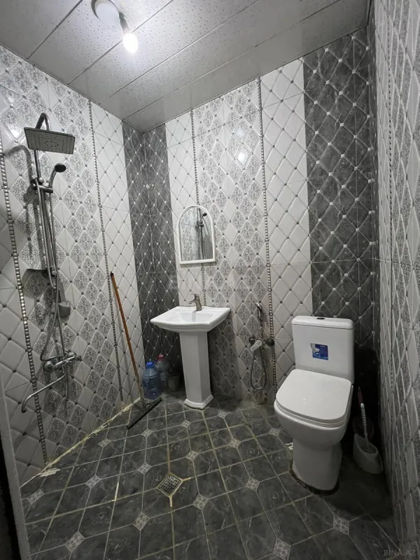 Kirayə verilir 2 otaqlı mənzil 62 m²